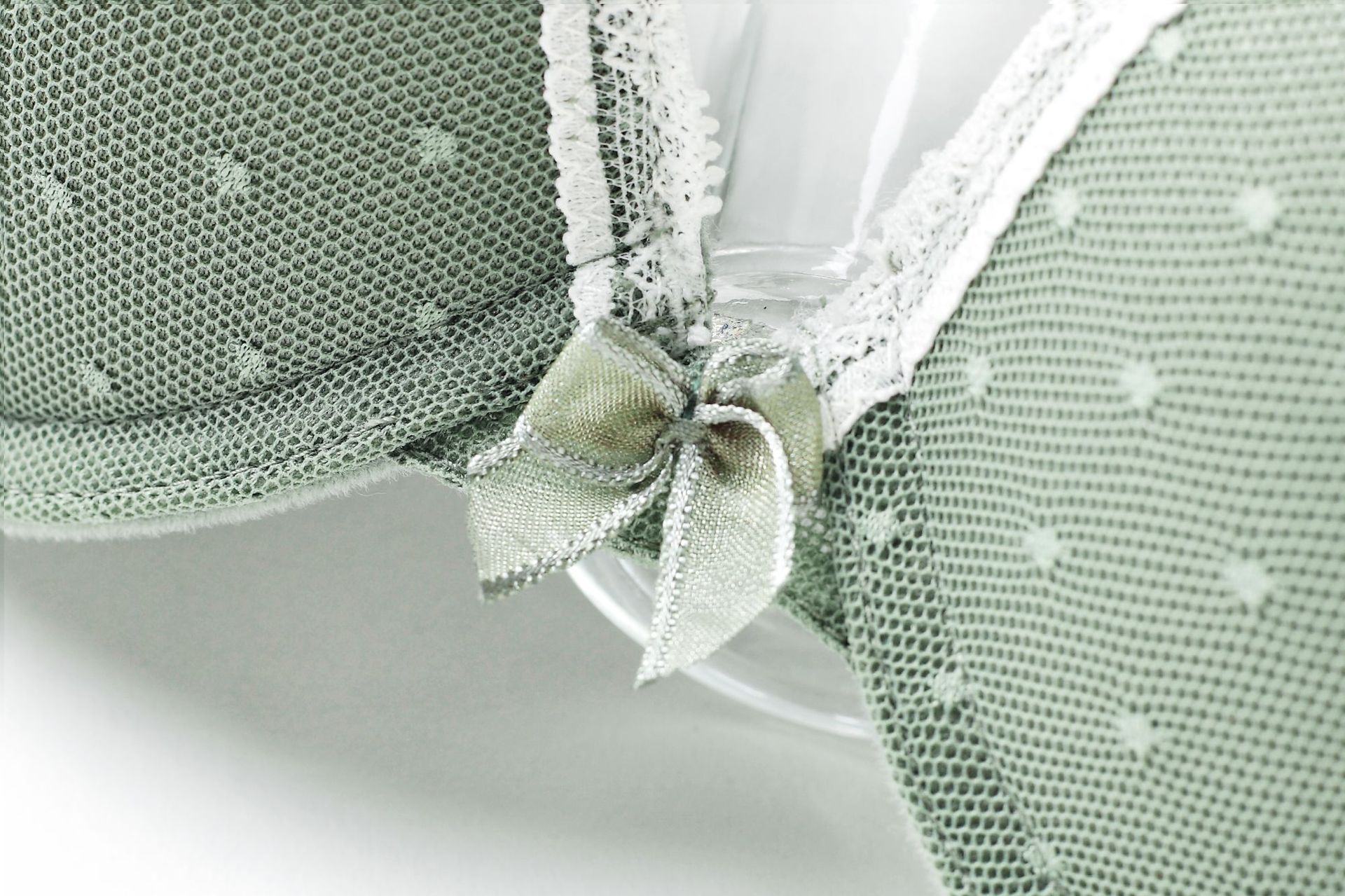 1781 Top Support Thin Bottom Thick Cotton Cushion Steel Ring Gathering Sexy Lace Women's Underwear Bra Set_voghion.com