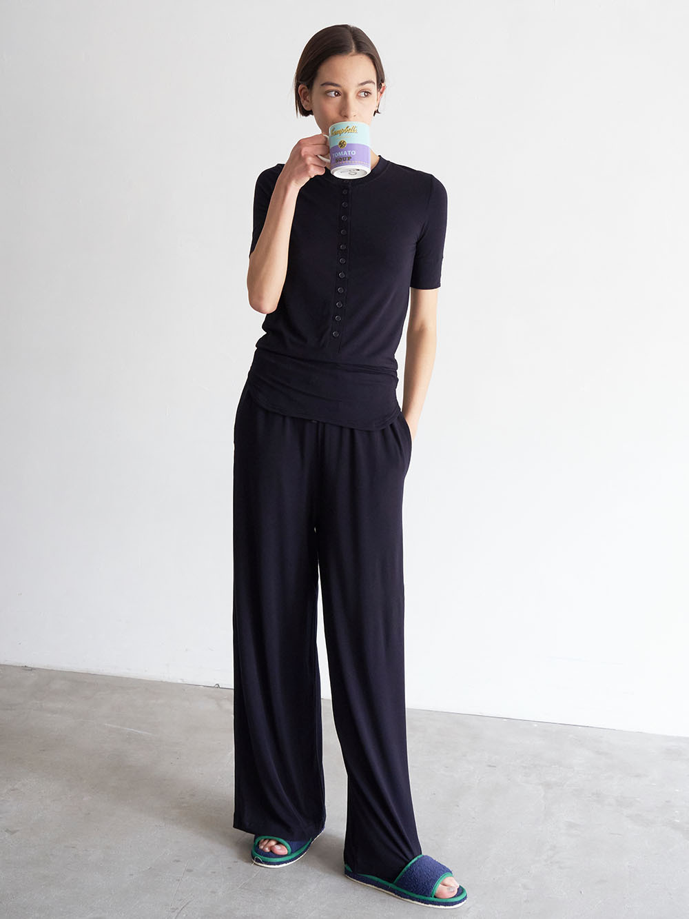 Title 13, Kadın Yuvarlak Yaka Yarım Hırka Kısa Kollu Pant...