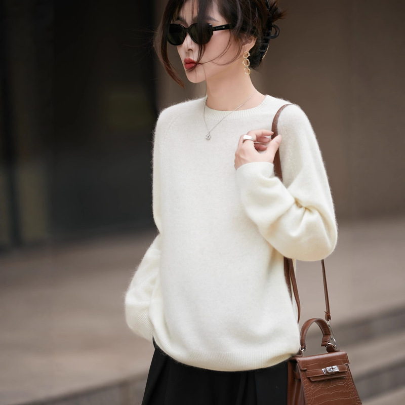 Wool Gold and Silver Brushed Knitwear for Women, Round Neck Glittering Velvet Knitwear, Autumn and Winter Soft Lazy Style Jacket Trend
