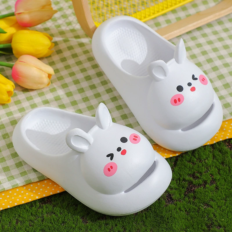Тапочки для девочек летом толстая подошва милый ребенок супер легкий мягкий интерьер мультфильм анти-падение кролик против запаха ванная EVA