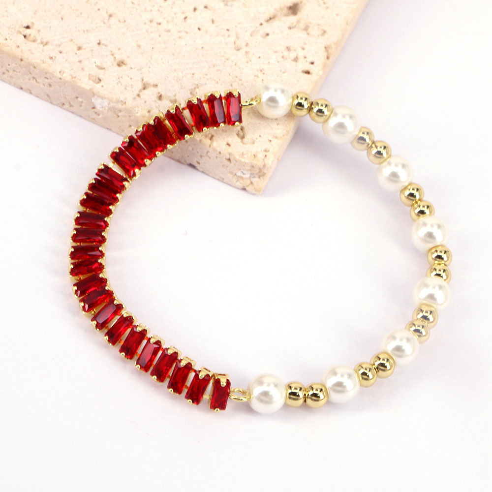 New Style Copper Gold Plated Inlaid Color Zircon Pearl Bracelet display picture 2