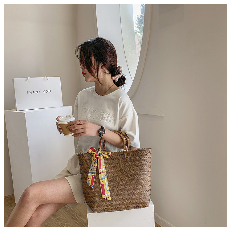 Straw Large-capacity Spring And Summer New Simple Tote Bag 40*29*11cm display picture 2