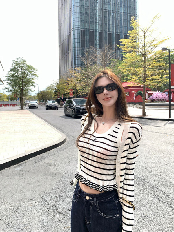 titi小姐姐【D1or私服条纹派】针织衫女秋V领开衫外套背心两件套|undefined