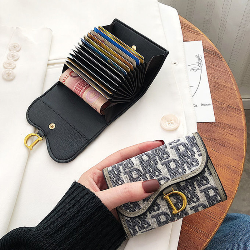 Bolsa de tarjetas en línea orgán mujer cuero de alta calidad retro 2023 nuevo multi-tarjeta en línea nicho de diseño sensación de alto nivel