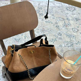 通勤复古百搭包包女式2025新款大容量单肩包外出上班手提托特包潮