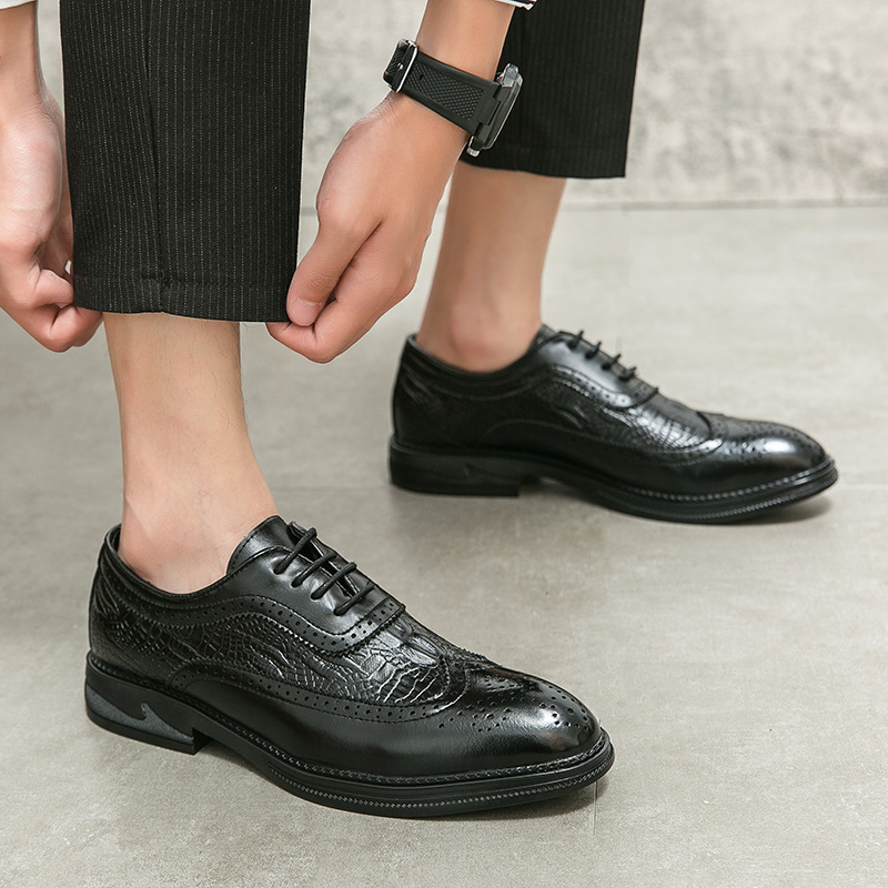 2024 cuatro estaciones bloco zapatos de hombre de negocios vestido formal británico tallado zapatos de cuero de hombre correa de tendencia transpirable zapatos Oxford image 7
