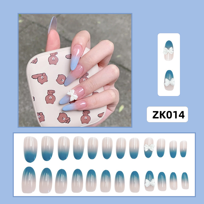 Armor con diamantes, celebridades de Internet, uñas postizas blancas populares, parches de uñas al por mayor, ballet largo desmontable terminado