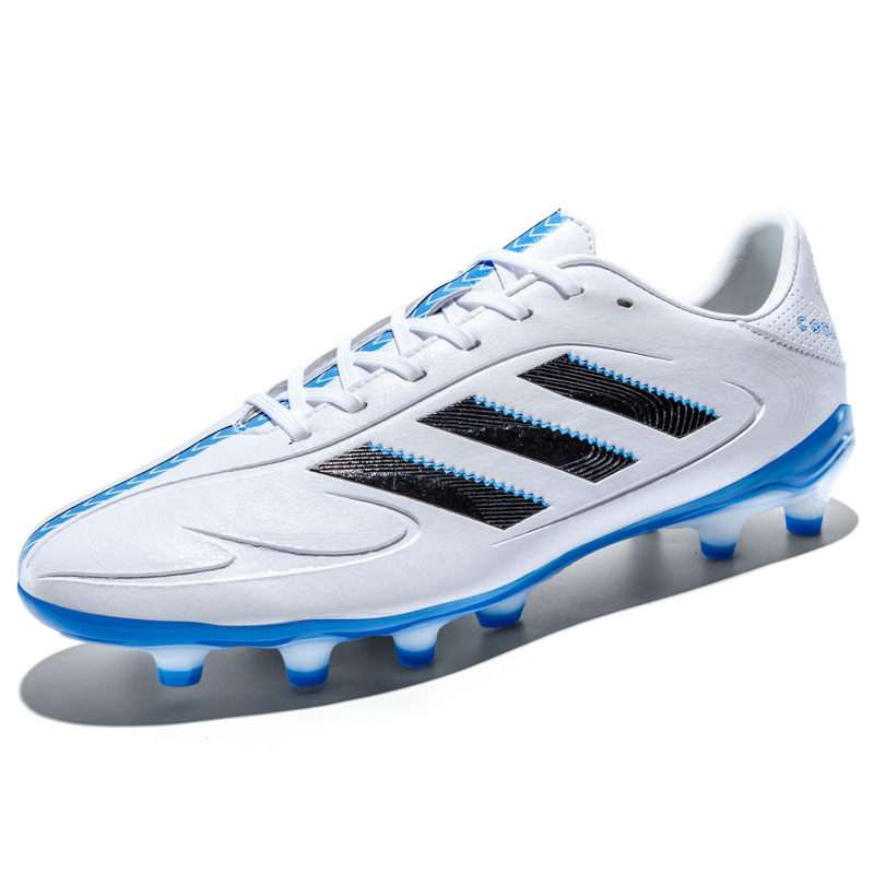 2025 zapatos de fútbol nuevos colores resistentes al desgaste hombres y mujeres clavos de hierba transfronterizos fábrica juvenil venta directa de un cabello