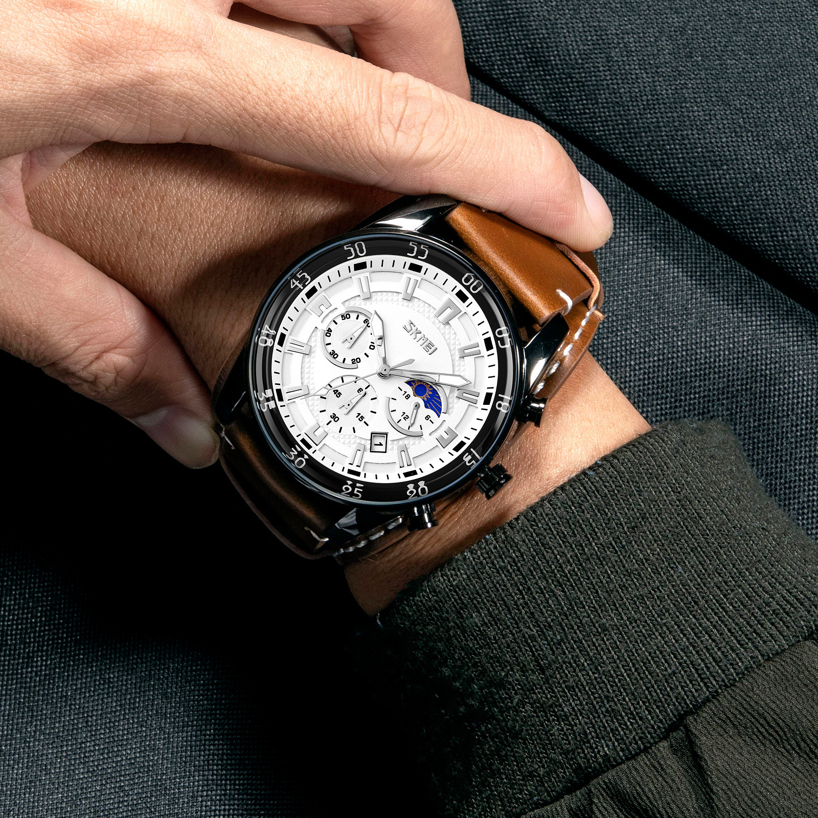 Momento de belleza para hombres cronógrafo multifuncional reloj de cuarzo muestra fase lunar impermeable reloj de pulsera de correa marrón retro reloj de hombre transfronterizo