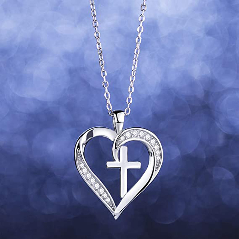 Pendant Necklace Classification 1 Piece Quantity Simple Style Cross Heart Shape Copper Zircon Pendant Necklace In Bulk