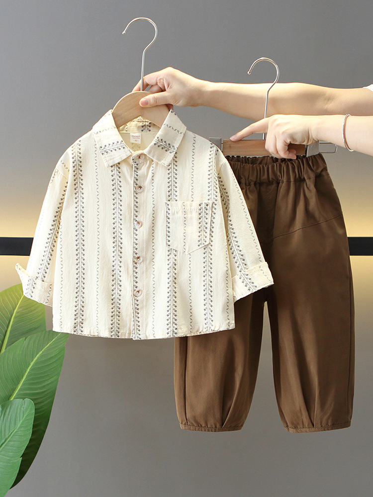6147 Traje de otoño para niños 2025 Nuevo estilo Estilo occidental Chaqueta de suéter para niños Traje de tres piezas Ropa de primavera y otoño para niños