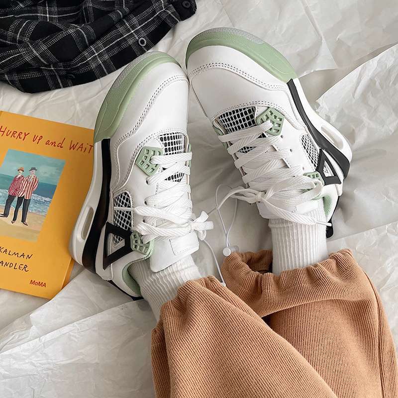 Zapatillas de baloncesto con colchón de aire para niños 2025 verano nuevo estilo salvaje ins color en contraste zapatos blancos de suela gruesa zapatillas deportivas
