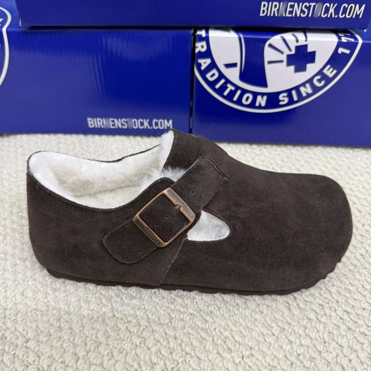 벨벳 모카(풀사이즈, 풀샷)