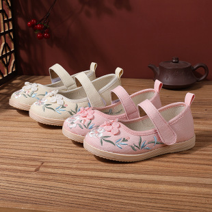 Girls' Embroidered Shoes Chinese Style Children's Hanfu Shoes Ethnic Style Children's Shoes Antique Costume Shoes Handmade Beijing Cloth Shoes