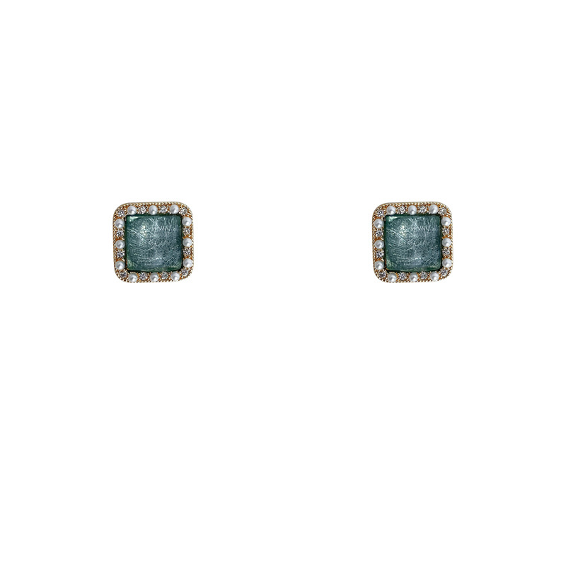 Simple Style Square Copper Inlay Resin Pearl Zircon Ear Studs 1 Pair display picture 7