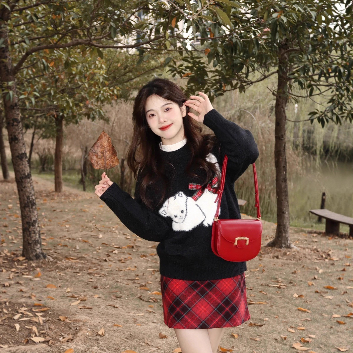 猫咪提花圆领毛衣少女秋冬装2025新款学生日系可爱内搭打底针织衫