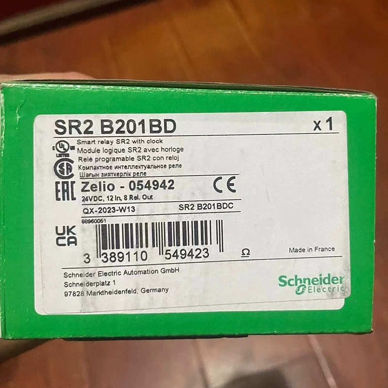 SR2B201BD/SR2B121FU Логический контроллер DC24V с твердыми часами с панелью дисплея Оригинальный спот