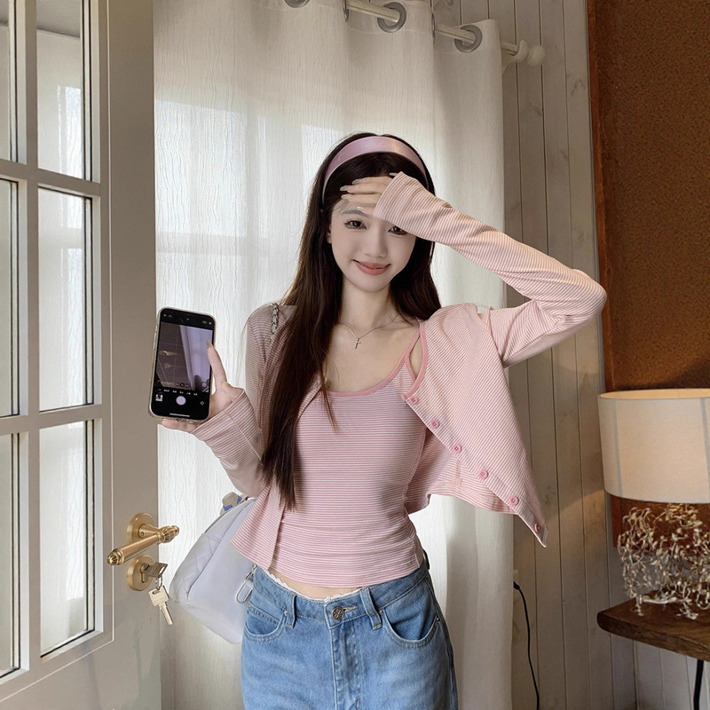 Pure Desire Design Striped Camisole Long Sleeve Knitted Cardigan Jacket 2025 Autumn New Fashion Suit for Women