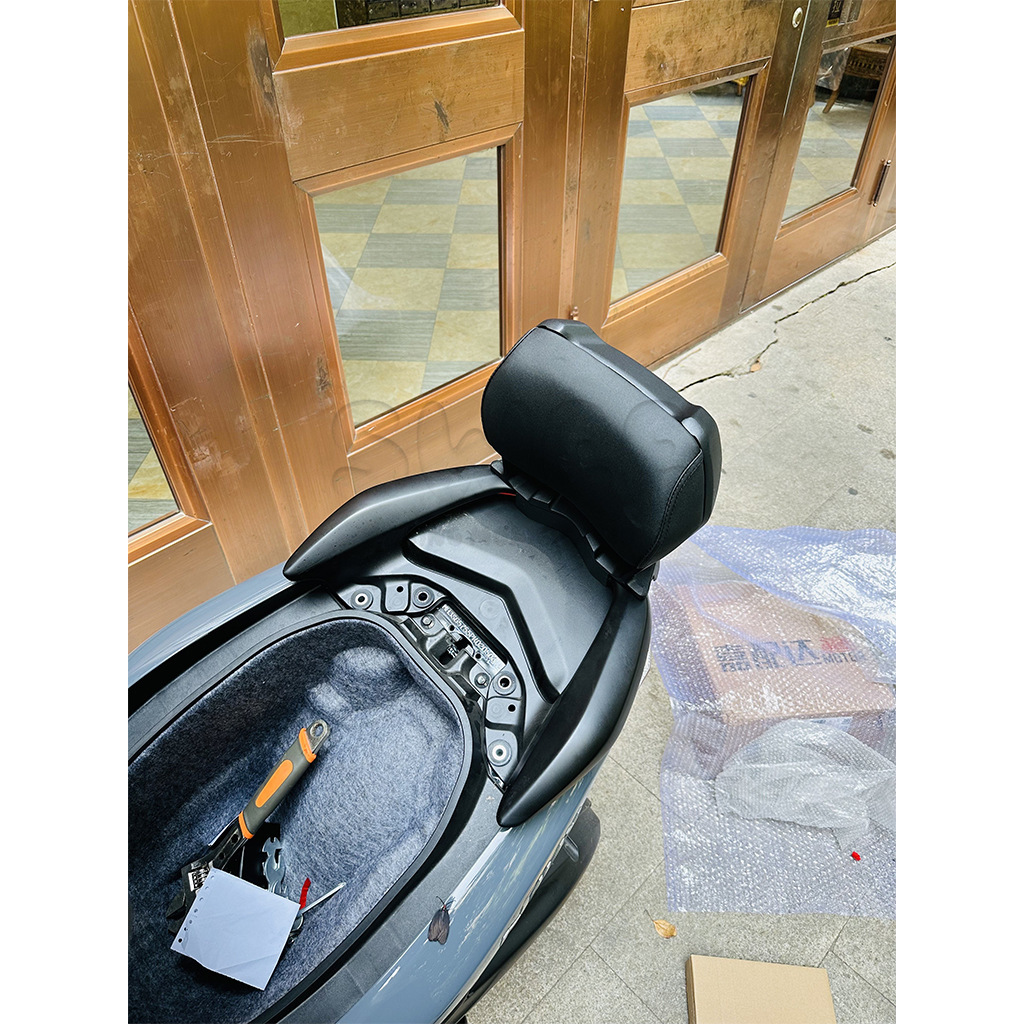 Suitable for 20-24 Yamaha Nmax155 Motorcycle Modification, Non-Destructive Installation of Rear Backrest and Waist Support Bracket