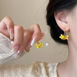 超仙桂花流苏珍珠耳环女夏甜美小众耳坠法式复古2025新款爆款耳饰