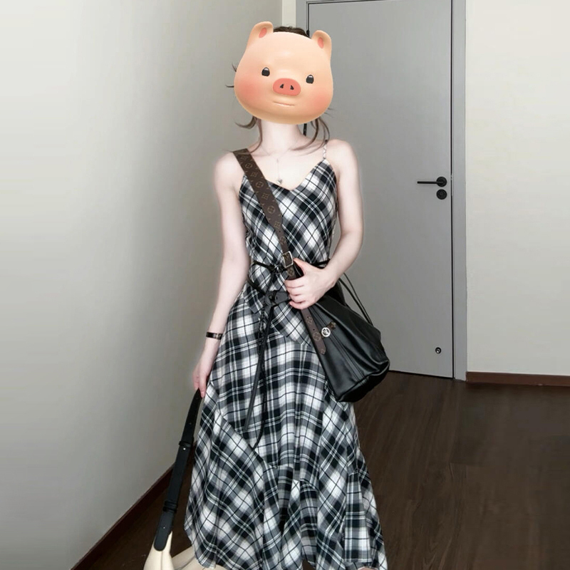 チェック柄サスペンダーVネックドレス婦人服2025新作初夏着用美しいウエストタイトロングスカート|undefined