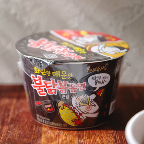 Samyang Creamy Spicy Chicken Flavor Noodles Bowl Noodles 105g imported from South Korea, 16 boxes per box, shelf life 1 year