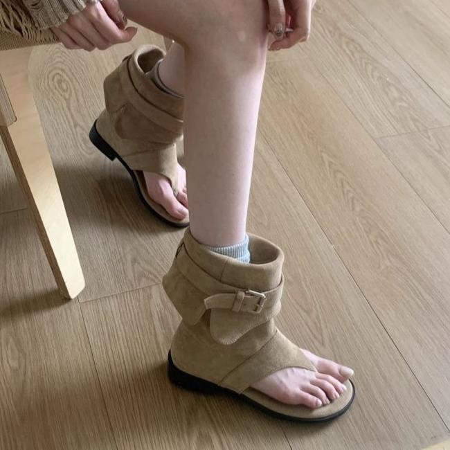 休闲人字拖凉鞋短筒靴2025年夏季新款小众个性夹趾透气罗马凉鞋女