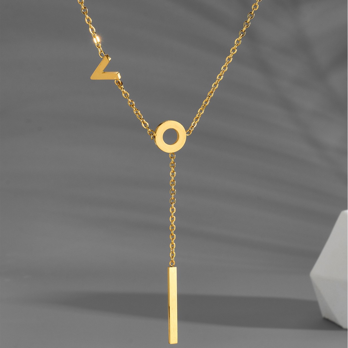 IMI钛钢love项链女锁骨链