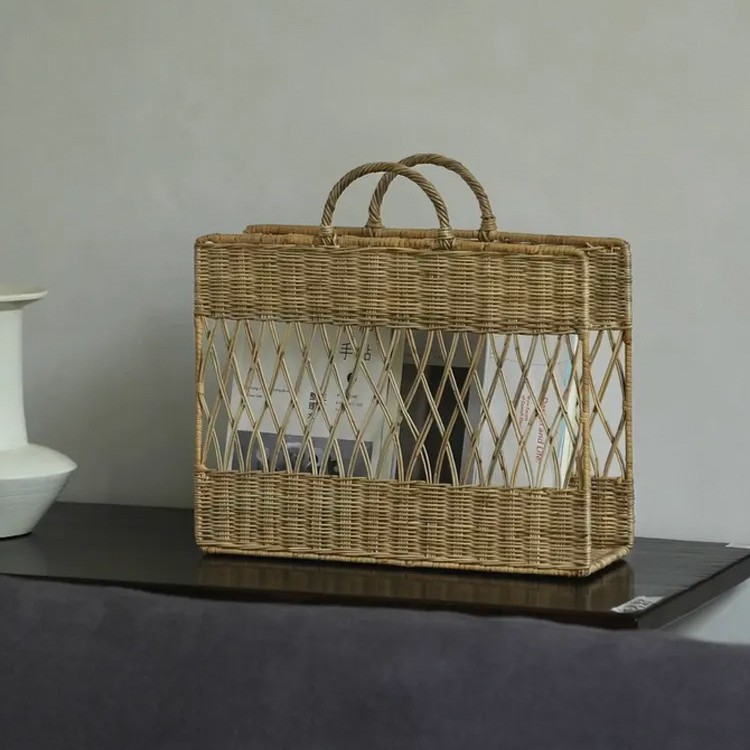 Cesta de libro portátil de tela de caña personalizada Cesta de almacenamiento de periódicos tejidos a mano Cesta de almacenamiento de libros de revista portátil