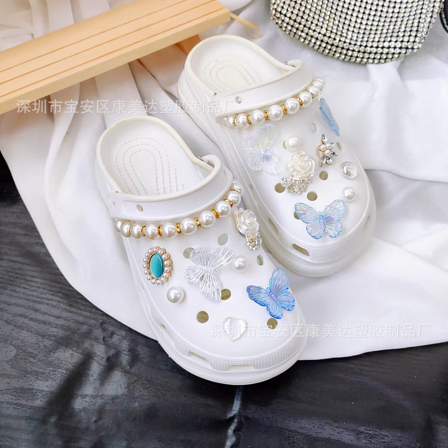 K59-blue 및 흰색 나비 세트 진주 체인 (신발 제외)