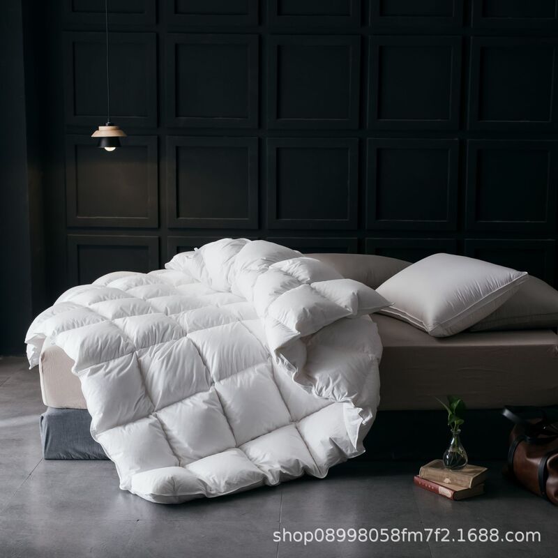 Hongrun Zhongqing Hongyu Runtai Factory Directly Supplies 90% White Goose down Cotton Satin Anti-Down Fabric Autumn and Winter down Quilt