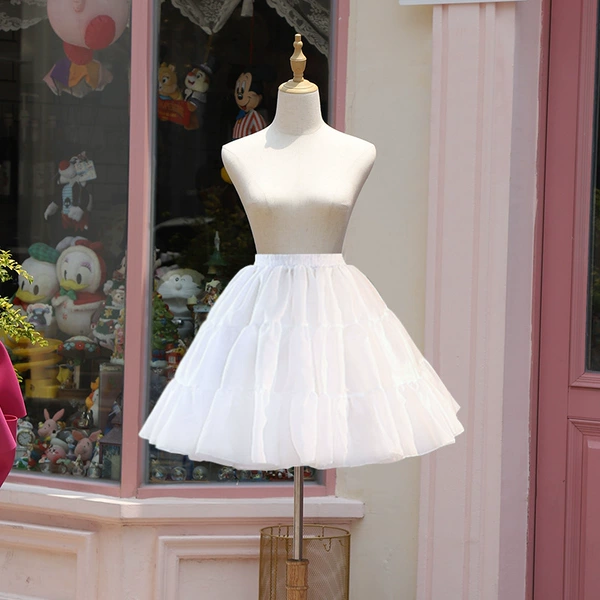 50cm white (around the knee)
