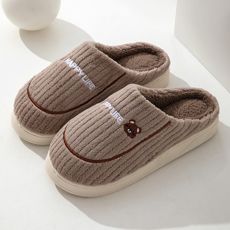 Zapatillas de algodón para mujeres otoño e invierno de peluche 2025 nuevos zapatos para el hogar de interiores con peluche grueso de suela suave de algodón para hombres