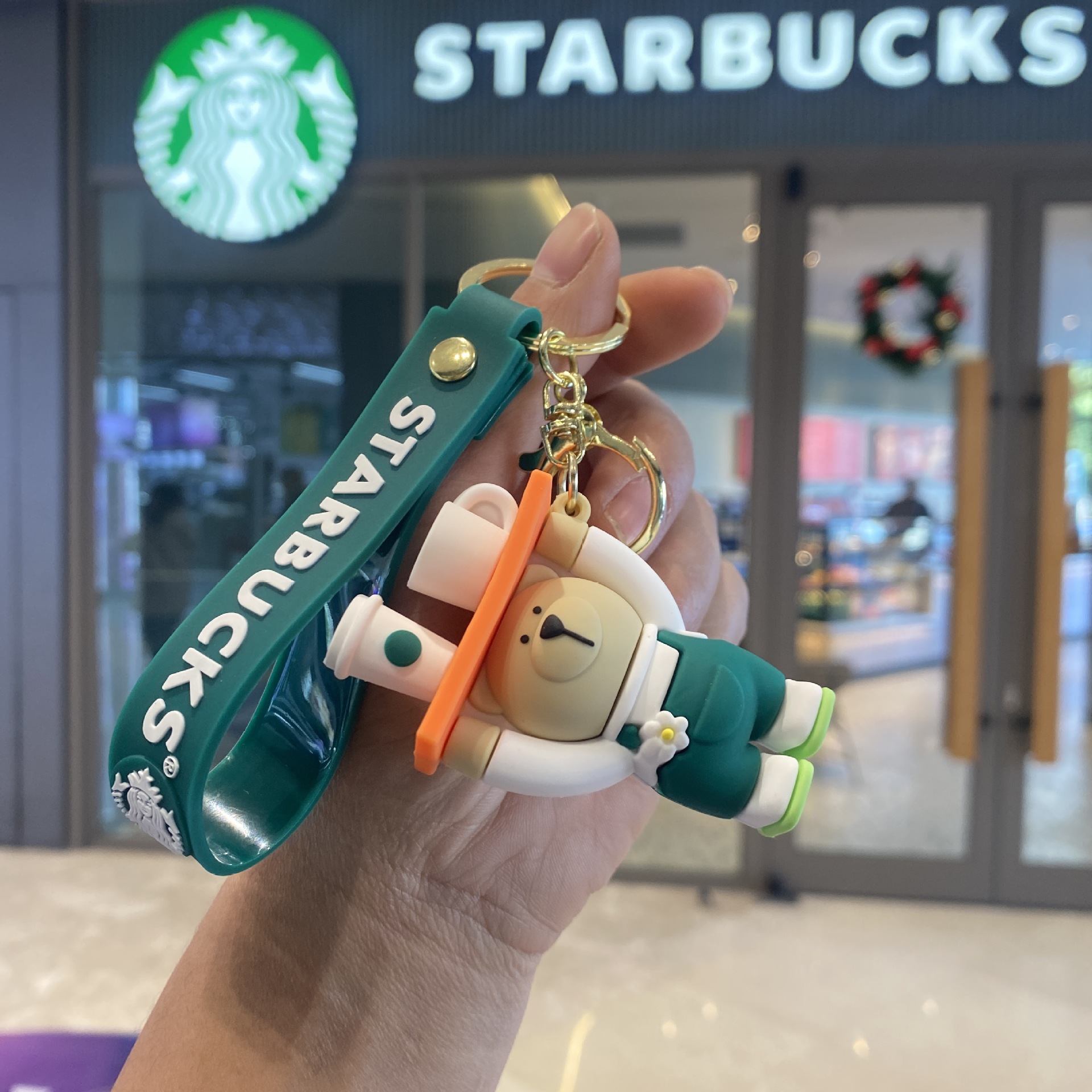 Starbucks oso muñeca colgante pareja estudiante mochila accesorios pequeño regalo Llavero transfronterizo Starbucks taza de té con leche