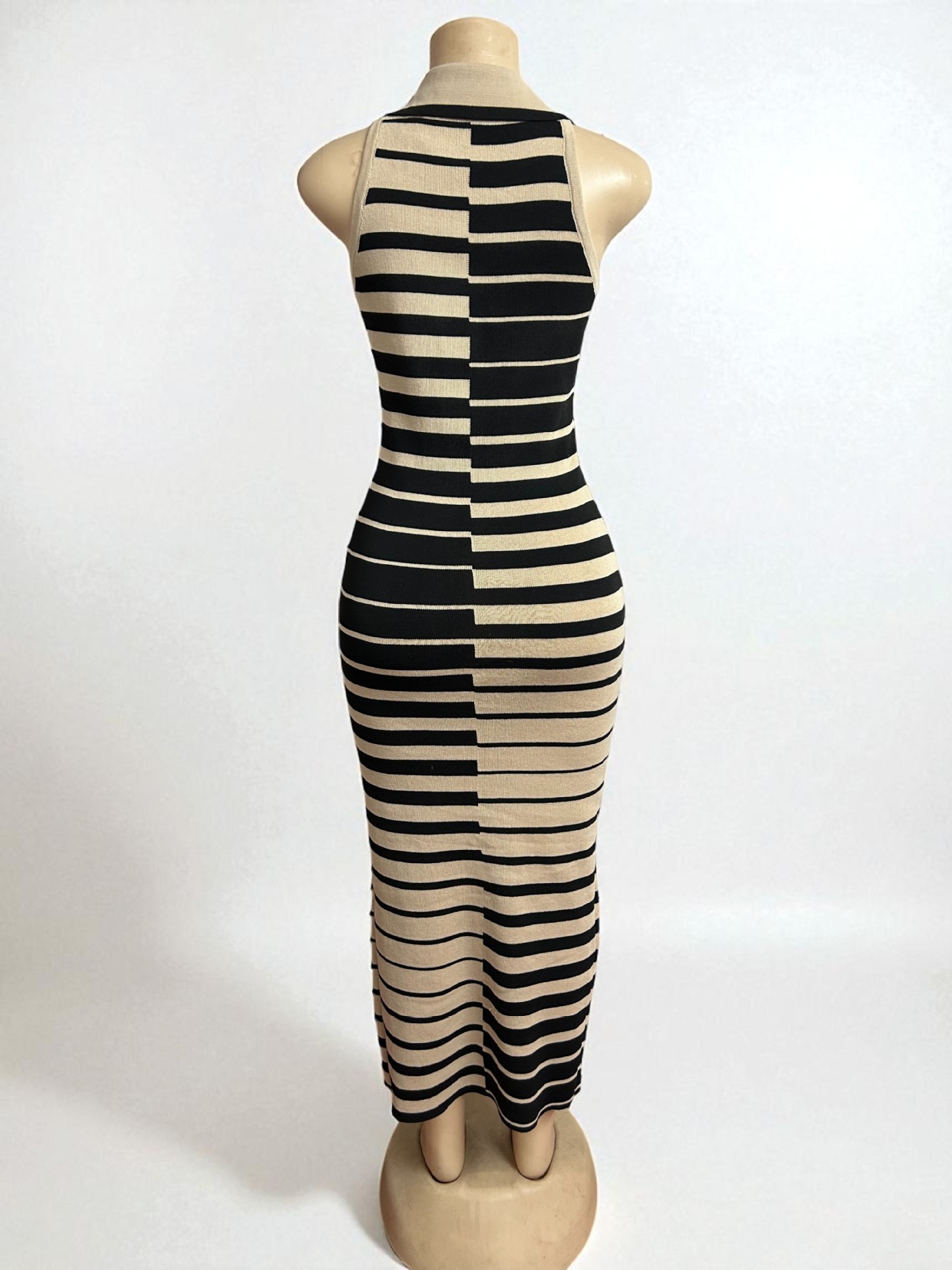 GraceChic 2025 Nuovo vestito estivo in maglia a righe bianche e nere per le donne taglie forti transfrontaliere Commercio estero africano da donna_voghion.com