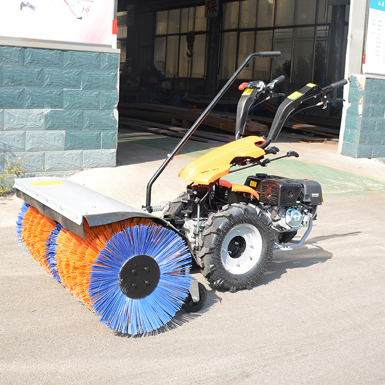 多功能驾驶式扫雪机小型手推式除雪机滚刷式道路清理除雪清雪机