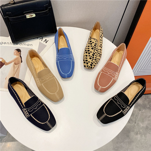 Spring and Autumn Royal Consort Shoes: Square-Toe, Casual, Breathable Flyknit Single-Layer Shoes—Plus-Size Women's Shoes with Woven, Flat, Soft Sole and Knitted Design