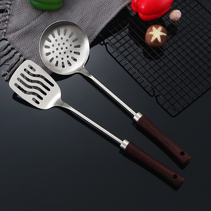 304 espátula de acero inoxidable espátula plana cuchara de sopa colador mango de madera cocina del hogar cocina espátula pequeña cintura conjunto de cuatro piezas
