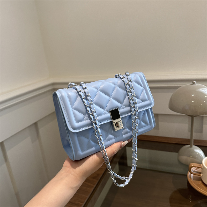 Borsa a tracolla trapuntata alla moda con catena per donna_voghion.com