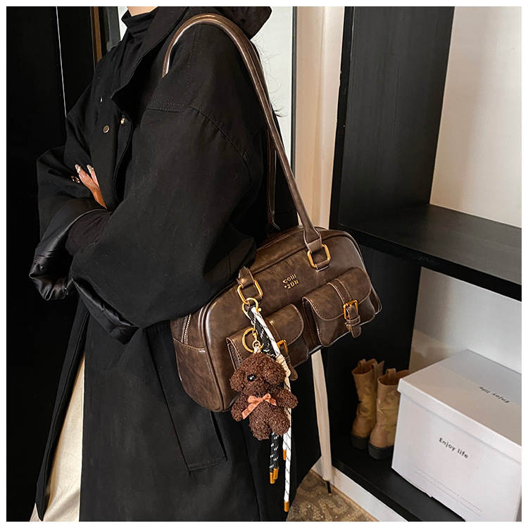 Fashionable and casual underarm bag for women, new autumn/Winter 2025, trendy and versatile, multi-pocket single-shoulder bag, high-end handbag undefined