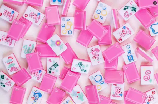 The Manufacturer Specializes in American-Style Girly Mahjong Tiles with Glitter Back Panels and Cowboy Boot and Cactus Designs