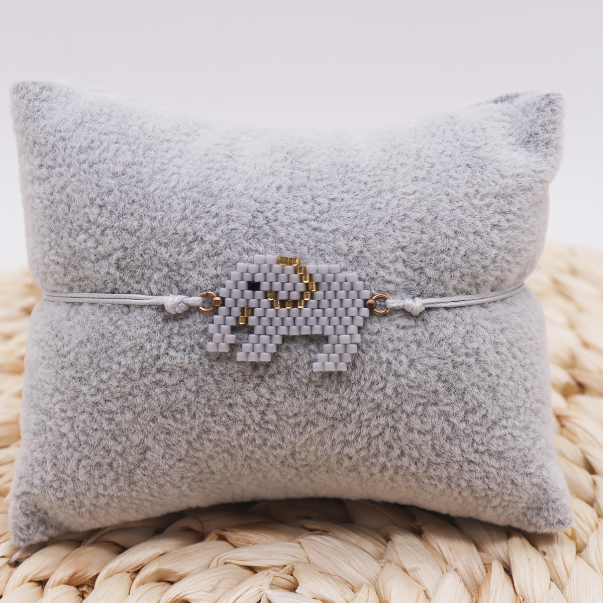 IG-Stil Elefant Saatperle Seil Kettenlos Streich Armbänder Großhandel display picture 11