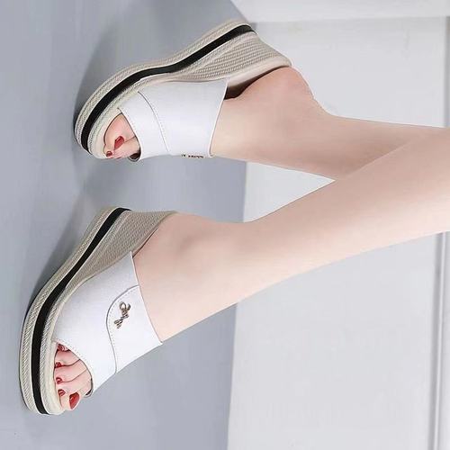 Soft leather slippers for women in summer new style wedge shoes for women in women's shoes for women in versatile scoop cake thick sole heightened one-line sandals for women