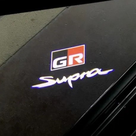 08-21 Adecuado para Toyota SUPRA GR Toro Demon King 5ta generación modificado de luz de bienvenida de atmósfera de proyección de alta definición