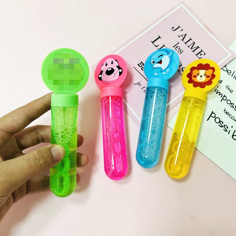 Burbuja de los niños que sopla el juguete burbuja de mano palo niños jardín de infantes niños y niñas suplemento de regalo agua líquida concentrada Mini
