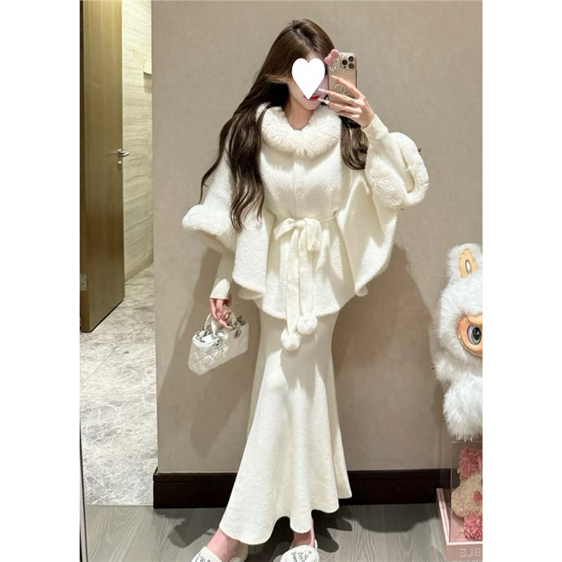 2025 Autumn and Winter Internet Celebrity New Elegant Style Fur Collar Cape Coat Jacket + Knitted Skirt Two-Piece Set