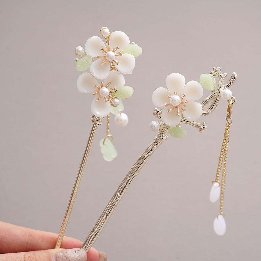 30g Weight Hair Sticks Hair Accessories Type 1 Piece Quantity Tea Party, Street Occasion Imitation Pearl, Alloy Material Flower Pattern All Seasons Season Women's Gender Elegant, Classical Style Elegant Classical Women's Flower Imitation Pearl Alloy Hair Sticks 1