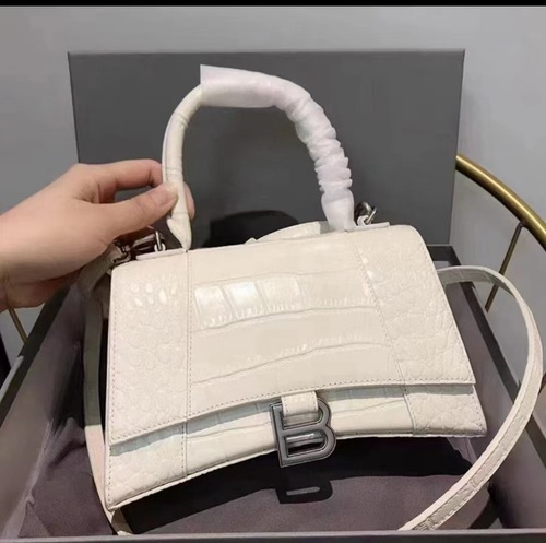 New Spring Collection High-End Unique French Baguette Crossbody Bag with Shoulder Strap and Top Handle Hourglass Bag