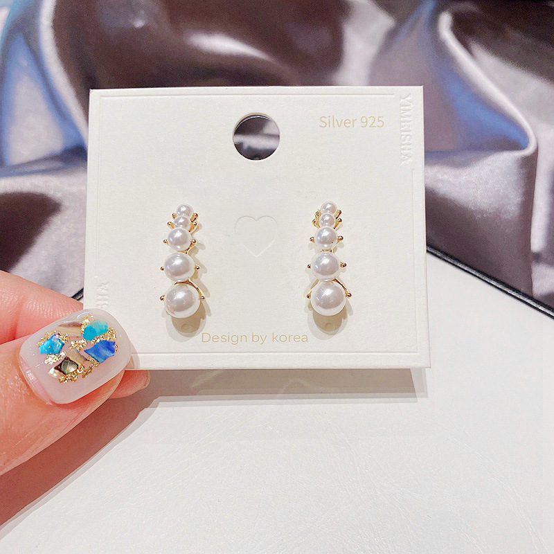 Korean Geometric Caterpillar Pearl Earrings display picture 4