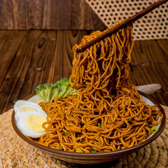 Miaoquyou soba instant noodles wholesale whole box no-cook non-fried instant noodles low-fat bagged scallion oil noodles for delivery